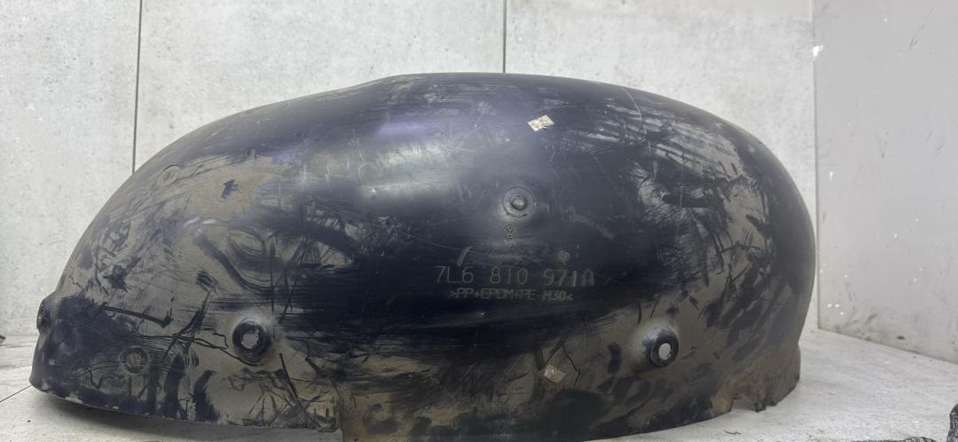 защита арок задняя левая (подкрылок) Volkswagen Touareg 1 поколение (2002 - 2007), 7L6810971A - фото №1