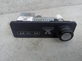 разъем AUX / USB Land Rover Range Rover 4 поколение [рестайлинг] 2018, JPLA19E110BB