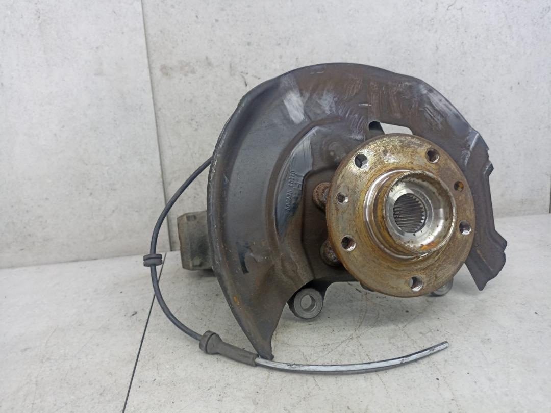 кулак поворотный левый Nissan Qashqai 2 поколение 2015, 400154CE0A - фото №1