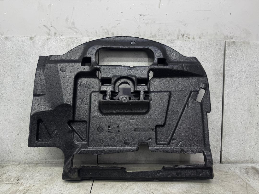 вещевой отсек Mercedes-Benz GLE Coupe AMG C292, A1668990600 - фото №1