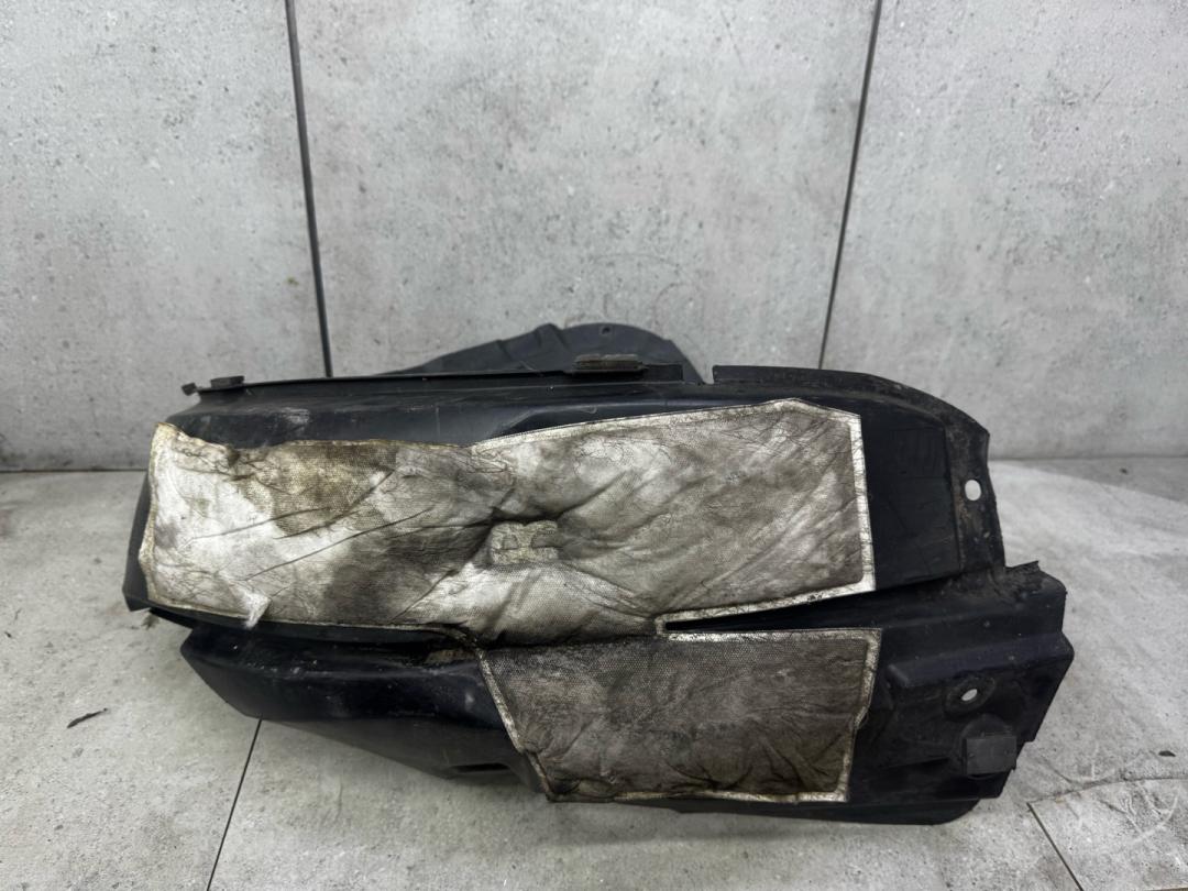 защита арок передняя правая (подкрылок) Ford Fiesta 1 поколение (1976 - 1983), C1BB16114 - фото №1