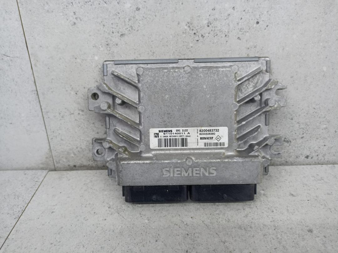 блок управления двигателем Renault Logan 1 поколение 2009, 8200483732 - фото №1
