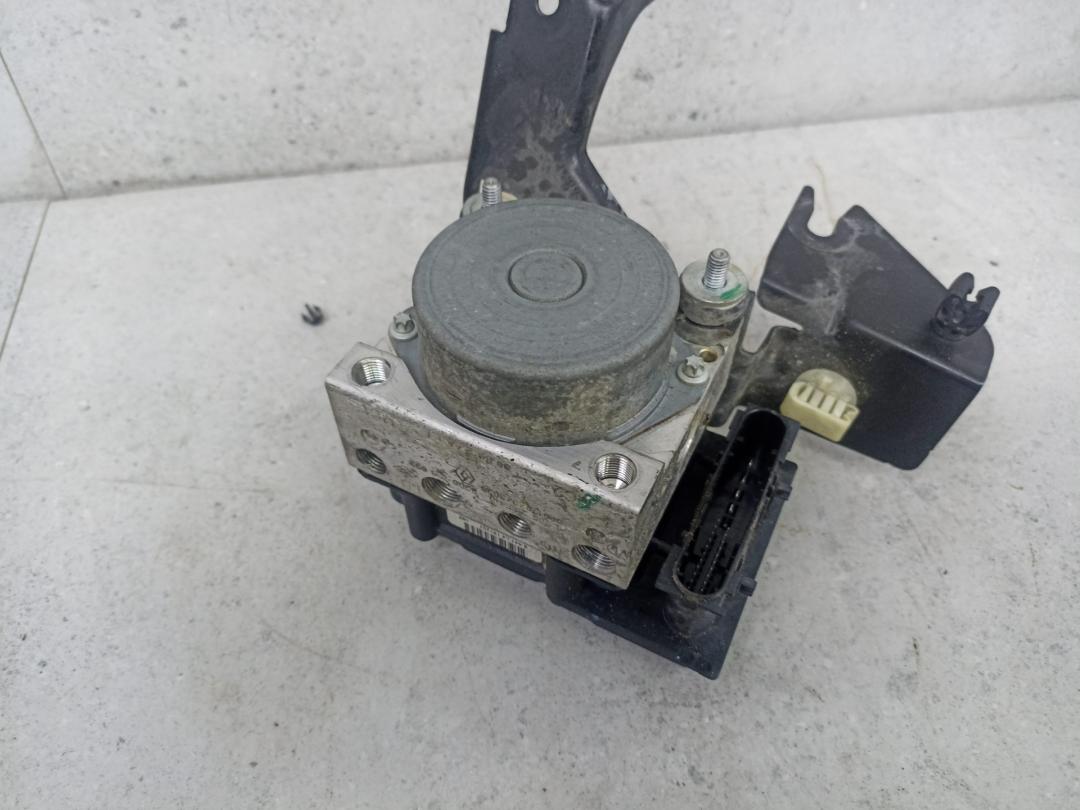 блок ABS Dacia Logan 1 поколение 2008, 1.5 л., 8200756092 - фото №1