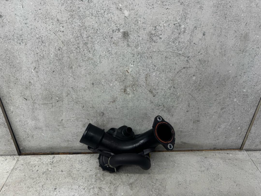 трубка системы рециркуляции EGR Renault Clio 3 поколение (2005 - 2009), 8200323338 - фото №1