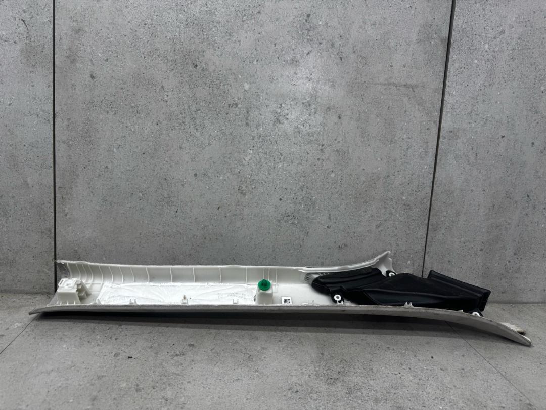 обшивка стойки Kia Sorento 3 поколение (2015 - 2018), 85810-C5200 - фото №1