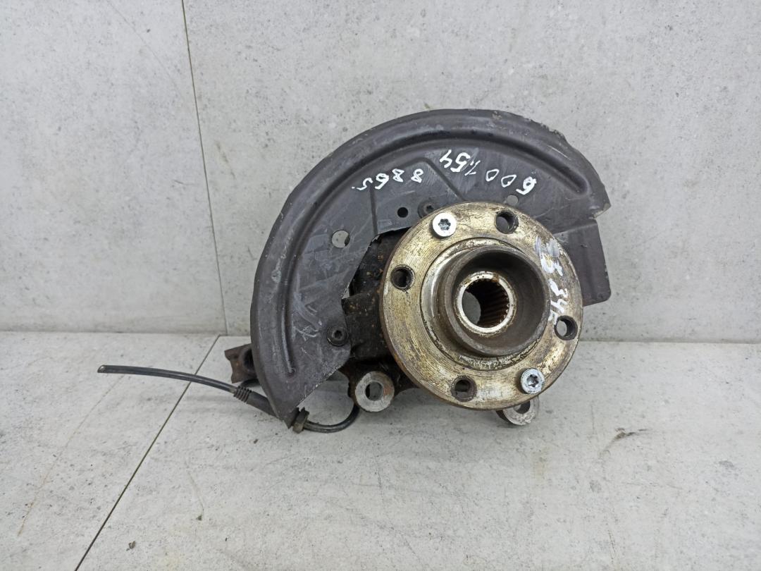 кулак поворотный левый Dacia Sandero 2 поколение 2015, 6001548865 - фото №1