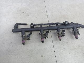 топливная рампа Renault Megane 2 поколение [рестайлинг] 2006, 1.6 л., 8200135504