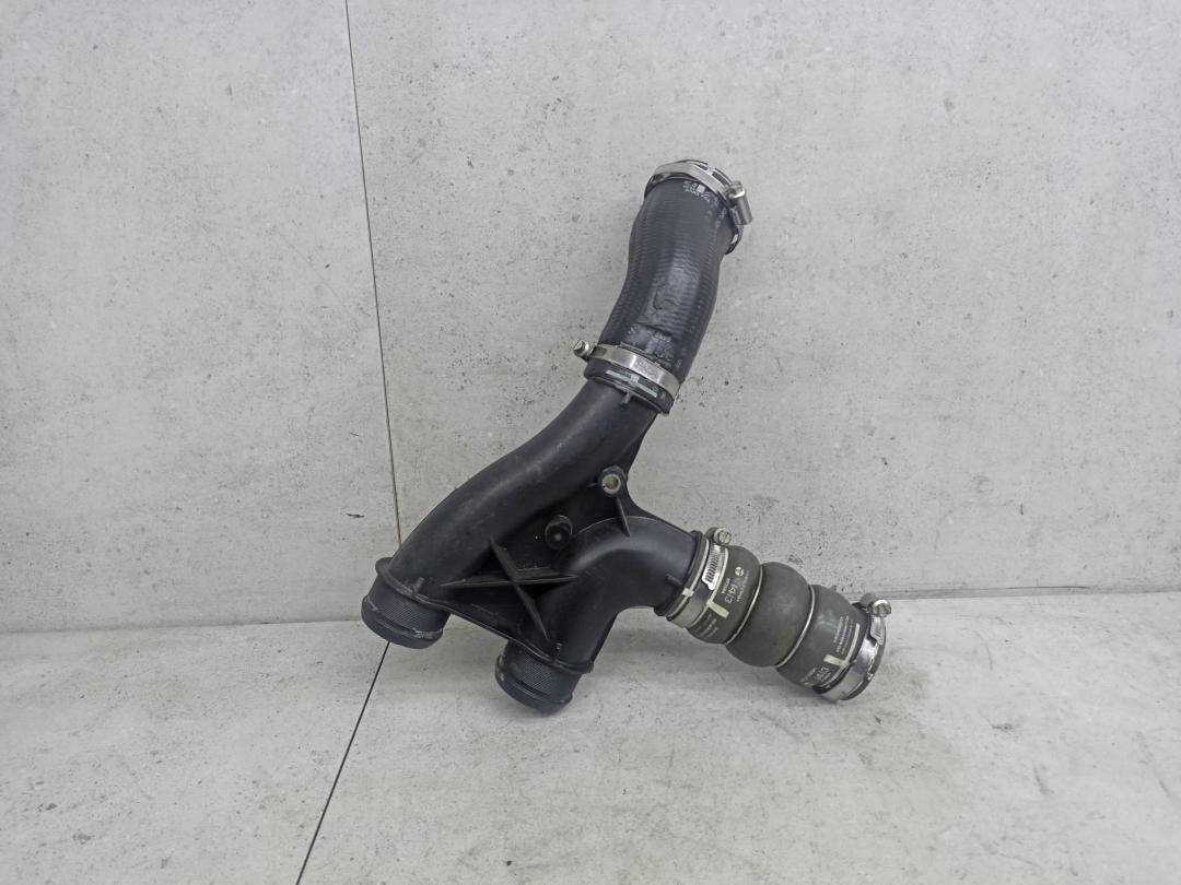 патрубок интеркулера Peugeot 308 T7 2009, 9685598580, 9678406580, 9684307380 - фото №1