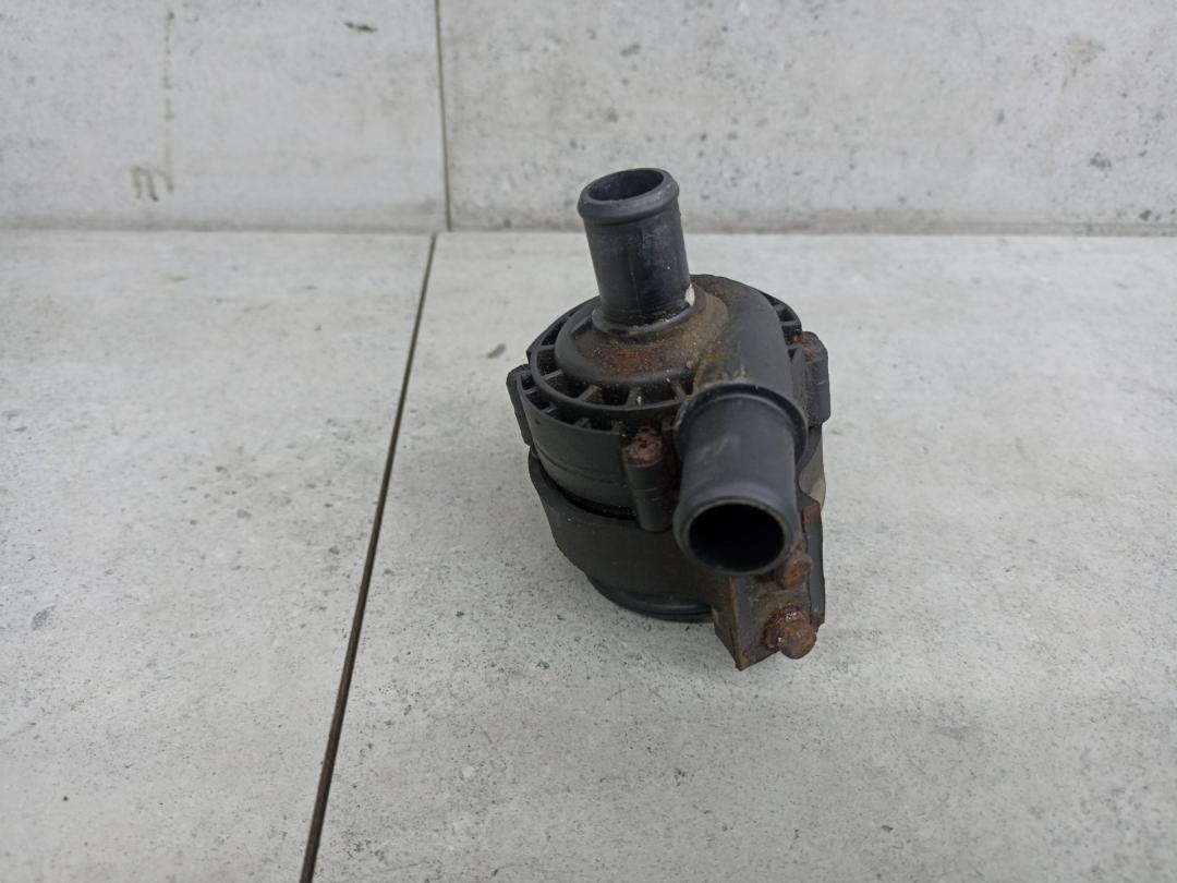 насос антифриза дополнительный Renault Master 3 поколение 2012, 0392023015 - фото №1