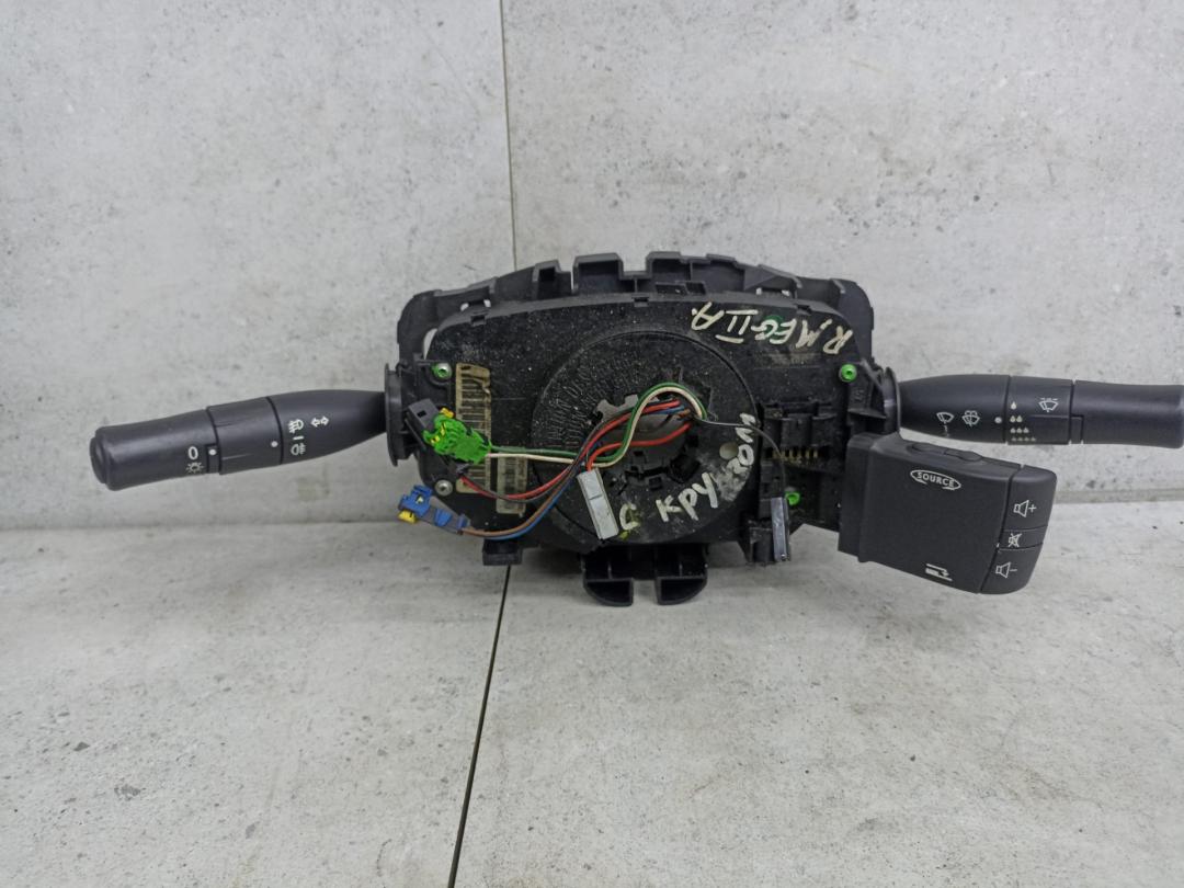 переключатель подрулевой (стрекоза) Renault Megane 2 поколение 2006, 8200216465 - фото №1