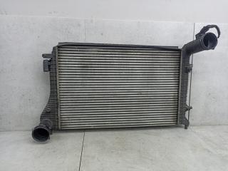 интеркулер Volkswagen Caddy 3 поколение 2008, 1K0145803H