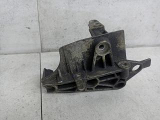 кронштейн двигателя Nissan Note E11 (2005 - 2009), 8200408663