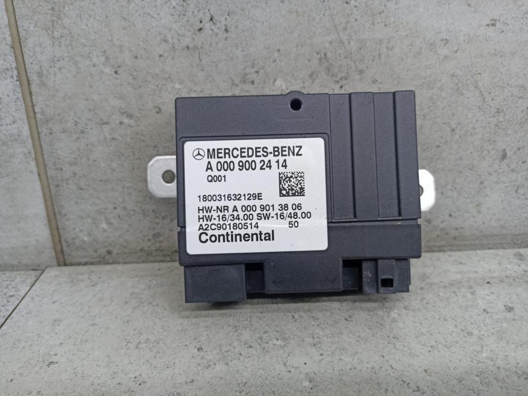 блок управления топливным насосом Mercedes-Benz GLC Coupe C253 2018, A0009002414 - фото №1