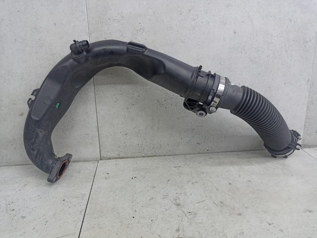 патрубок интеркулера Renault Megane 3 поколение (2008 - 2014), 8200645723 - фото №1