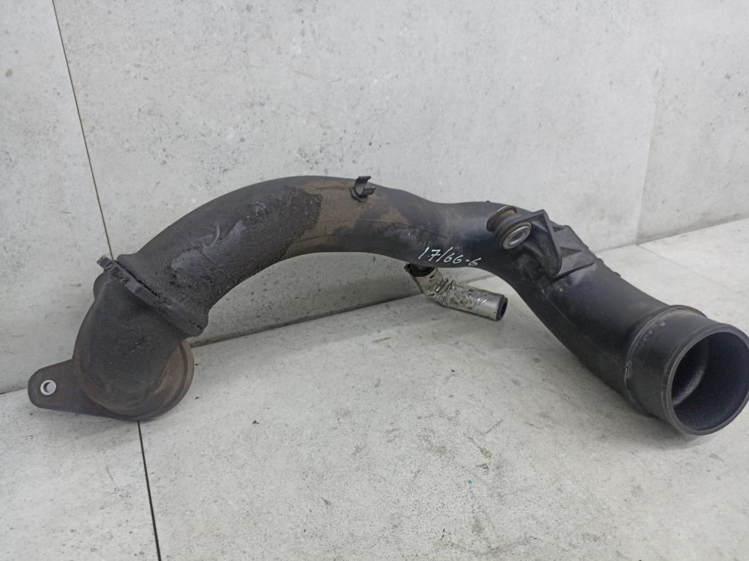 патрубок турбины Renault Master 3 поколение 2014, 165763705R - фото №1