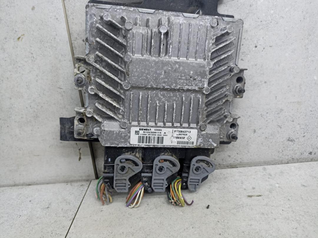 блок управления двигателем Renault Megane 2 поколение 2006, 8200843713, 8200807626 - фото №1