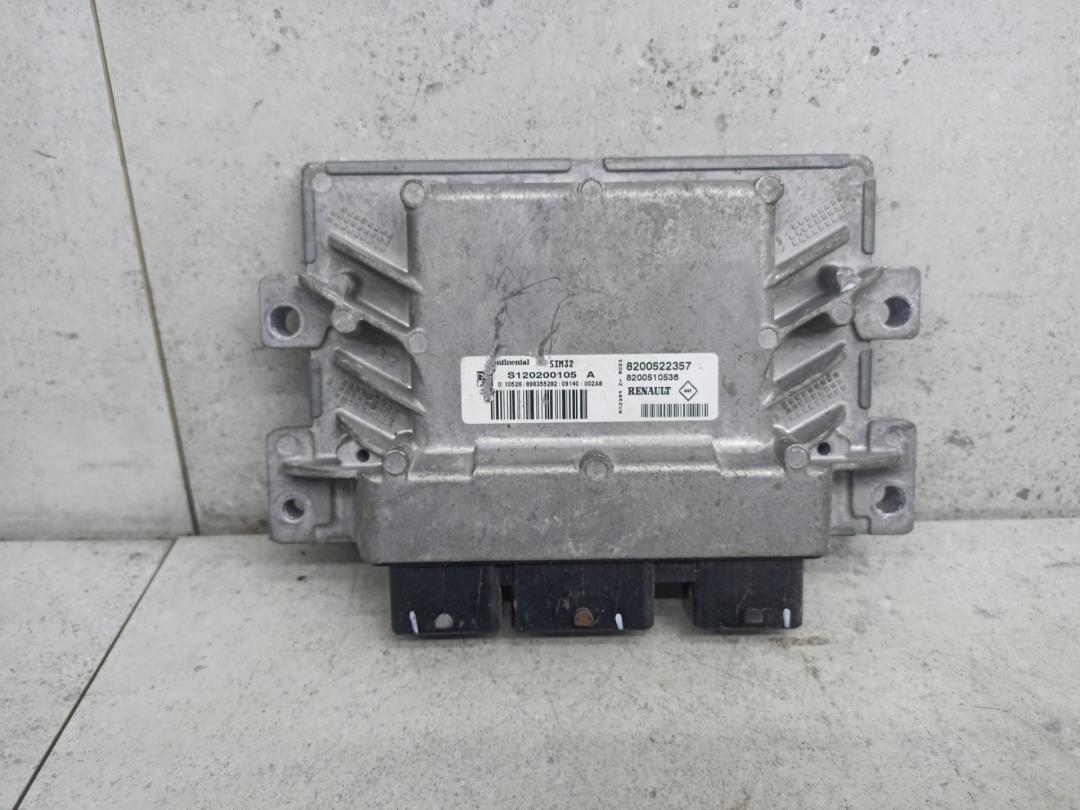 блок управления двигателем Renault Clio 3 поколение 2008, 1.2 л., D4F 740, бензин, 8200522357, 8200510536 - фото №1