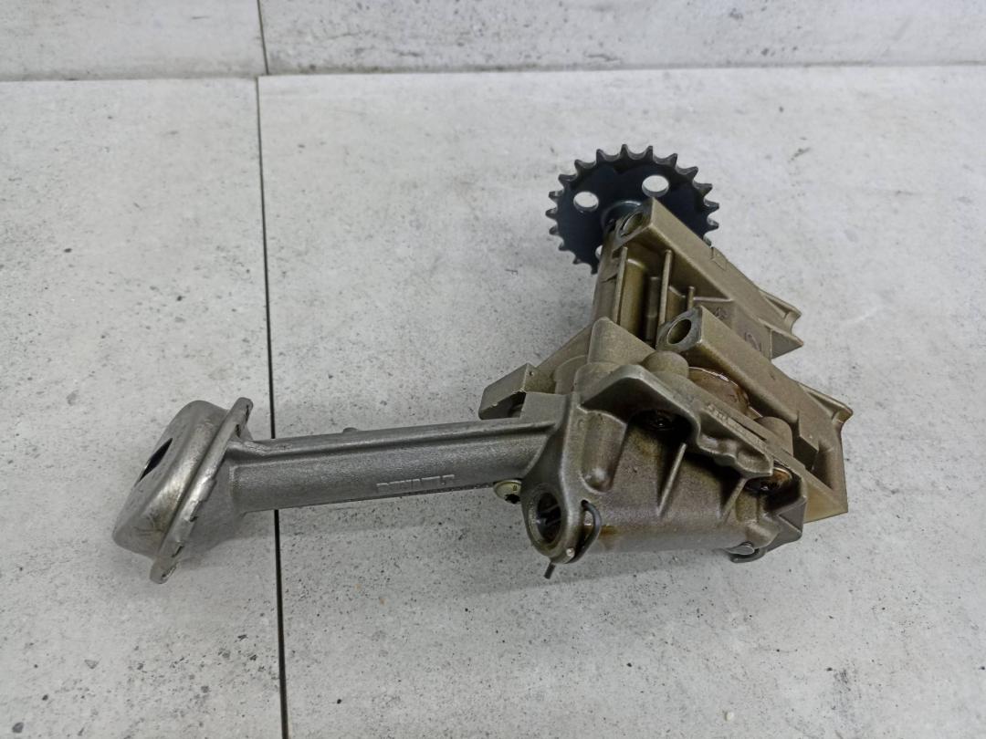 насос масляный Renault Duster 1 поколение 2012, 1.6 л., 7700600532 - фото №1