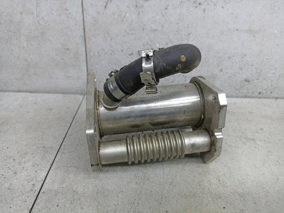 охладитель EGR / Радиатор EGR Renault Scenic 3 поколение 2012, 147355713R - фото №1