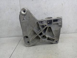 кронштейн двигателя Renault Megane 3 поколение 2012, 8200739777
