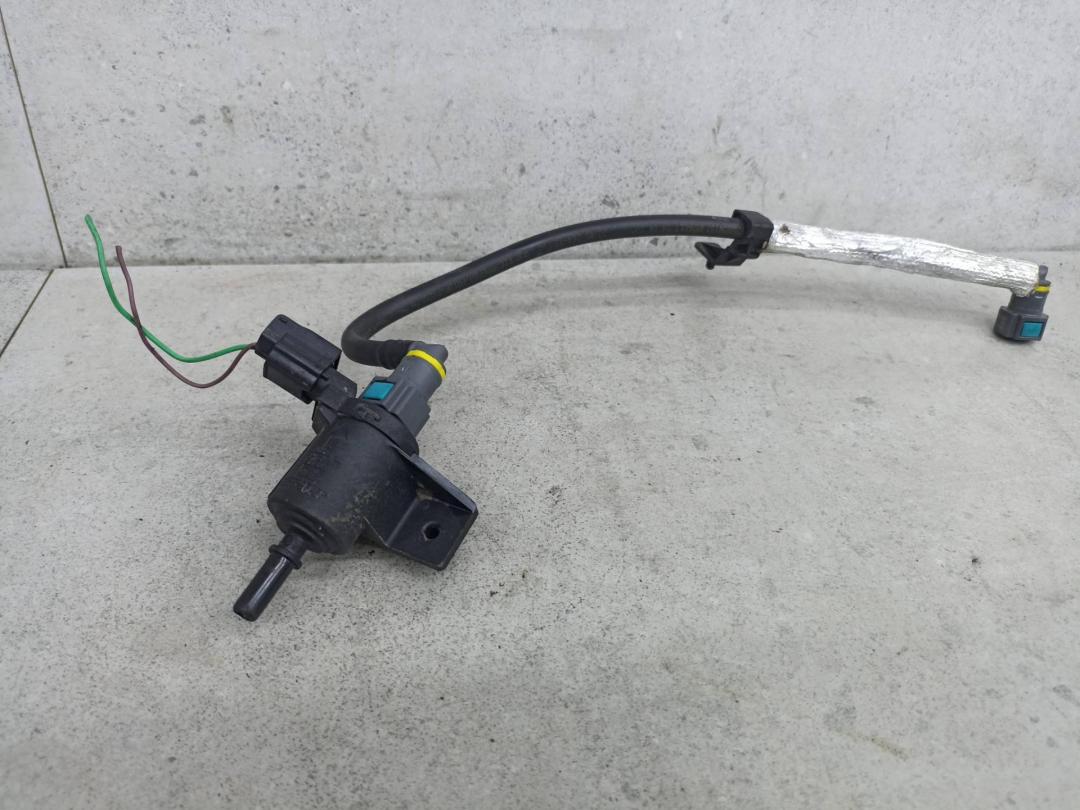 электромагнитный клапан Nissan Qashqai 1 поколение 2007, 1.5 л., 208859042R - фото №1