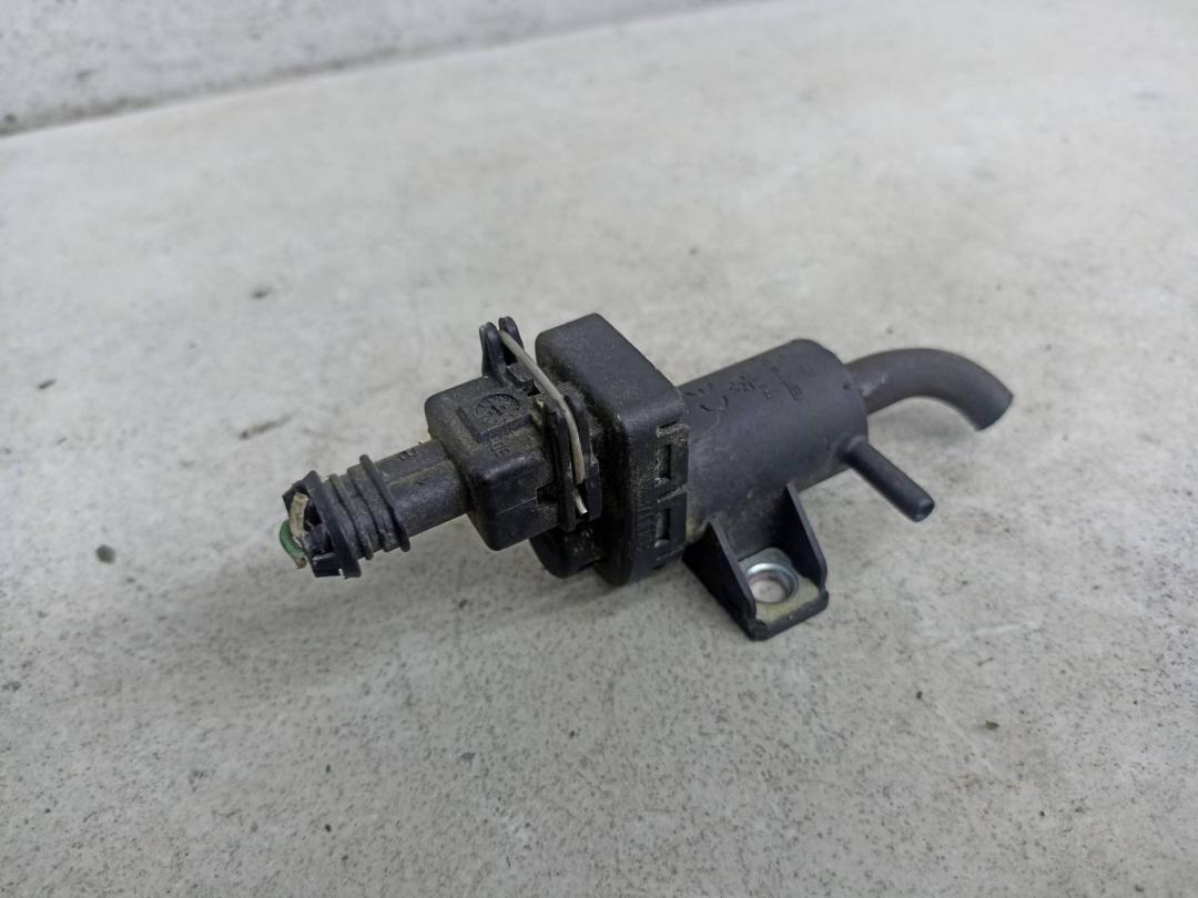 электромагнитный клапан Renault Megane 3 поколение 2012, 8200762162 - фото №1