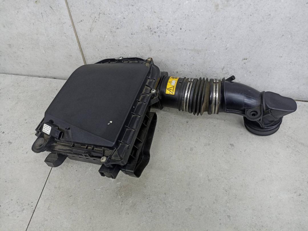 корпус воздушного фильтра Mercedes-Benz GLS-Класс X166 2018, 3.0 л., M 276.821, бензин, A2760903901, A2760940597, A0071530528 - фото №1