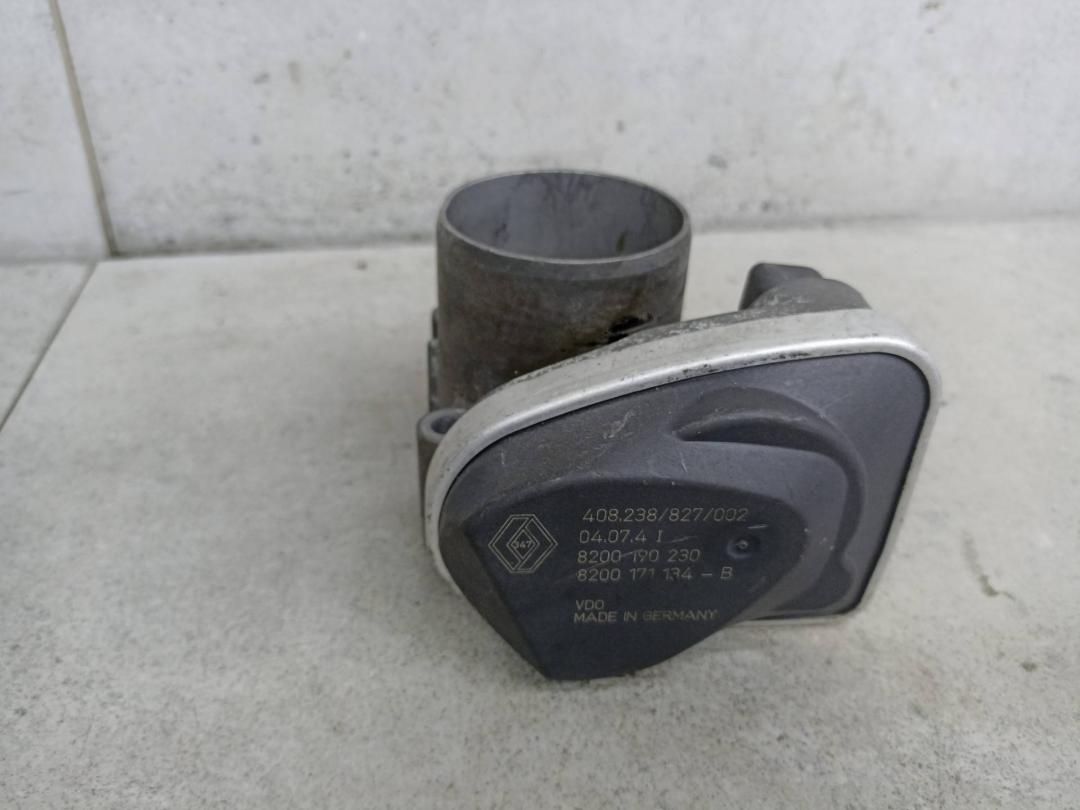 заслонка дроссельная Renault Scenic 3 поколение 2012, 1.6 л., 8200190230, 8200171134 - фото №1