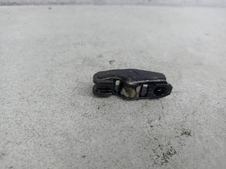 коромысло клапана (рокер) Renault Trafic 2 поколение [рестайлинг] 2009, 7701062311