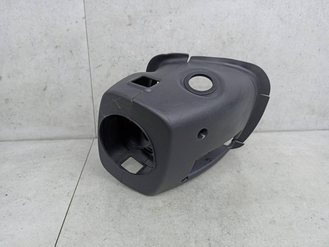 кожух рулевой колонки Kia Carens 2 поколение 2009, 848531D000, 848501D000 - фото №1