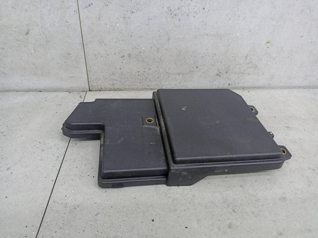 крышка блока предохранителей Renault Megane 4 поколение 2018, 243127929R - фото №1