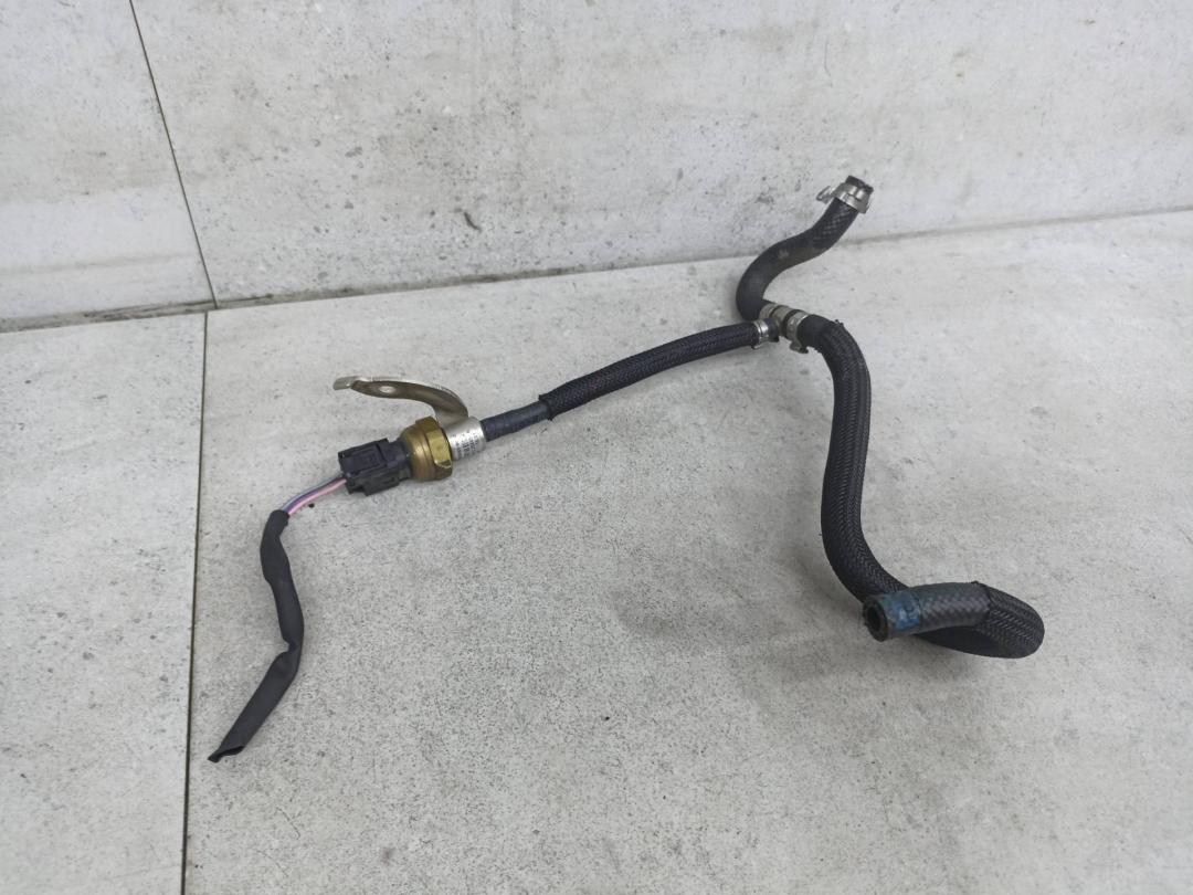 датчик давления топлива Mercedes-Benz GLC Coupe C253 2018, 2.1 л., OM 651.921, дизель, A6510703981, A6510701681, A6510703181 - фото №1