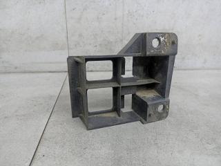 Крепление бампера переднего Mercedes-Benz Sprinter 2 поколение (W906) 2010, A9068850263