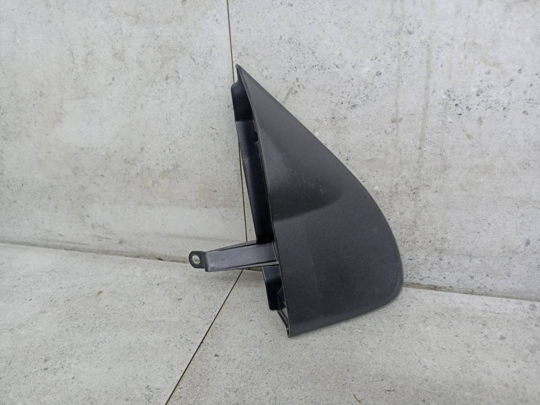 накладка крыла (уголок зеркала) переднего правая Peugeot Boxer 2 поколение 2012, 735424456 - фото №1