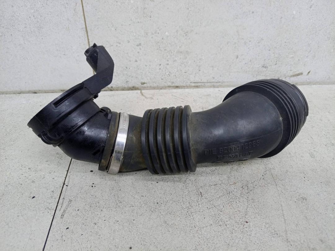патрубок воздушного фильтра Renault Megane 2 поколение 2006, 8200412983 - фото №1