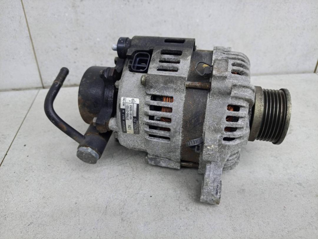 генератор Kia Carens 2 поколение 2008, 3730027021 - фото №1