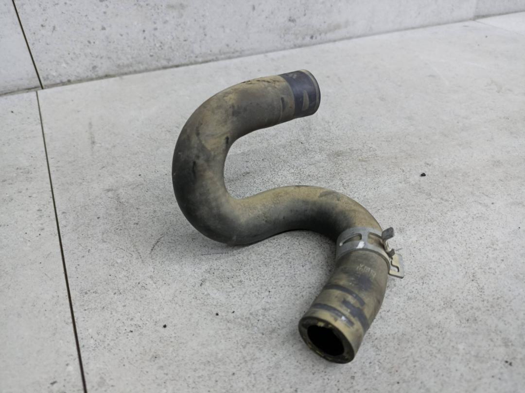 патрубок радиатора Toyota Prius 4 поколение XW50 2019, G922FF4010 - фото №1