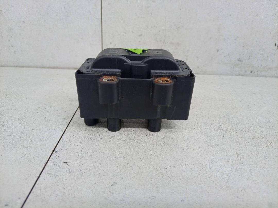 катушка зажигания Renault Logan 1 поколение 2008, 7700274008 - фото №1