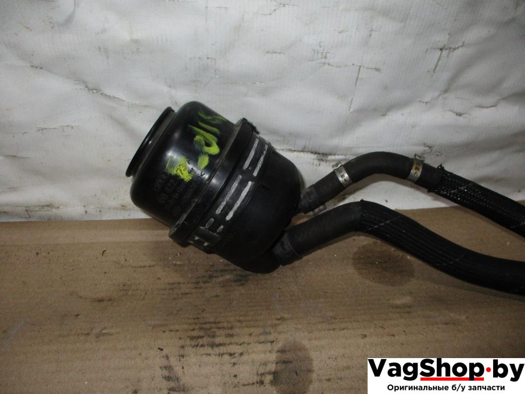 бачок гидроусилителя Audi A6 4F/C6 2006, 3.2 л., FSI, AUK, бензин, АКПП, зеленый, седан, полный привод, 4F0422373A - фото №1