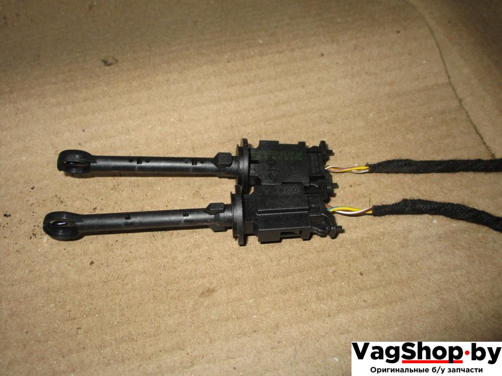 датчик температуры Audi A6 4F/C6 2006, 3.2 л., FSI, AUK, бензин, АКПП, зеленый, седан, полный привод, 4F0820539A - фото №1