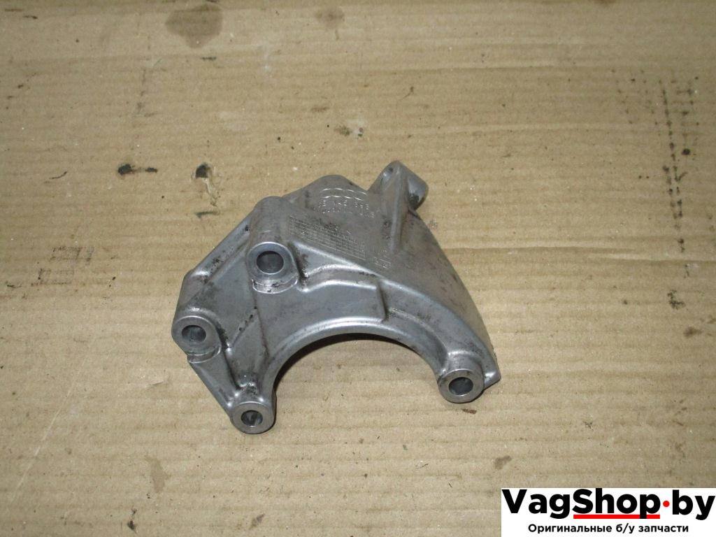 кронштейн гидроусилителя Audi A6 4F/C6 2006, 3.2 л., FSI, AUK, бензин, АКПП, зеленый, седан, полный привод, 06E145393A - фото №1