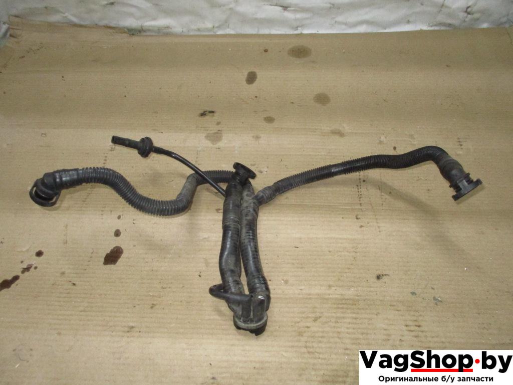 патрубок вентиляции картера Audi A6 4F/C6 2006, 3.2 л., FSI, AUK, бензин, АКПП, зеленый, седан, полный привод, 06E103207 - фото №1