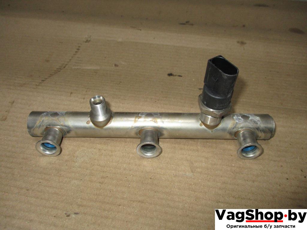 топливная рампа Audi A6 4F/C6 2006, 3.2 л., FSI, AUK, бензин, АКПП, зеленый, седан, полный привод, 06E1300890, 6D906051A - фото №1