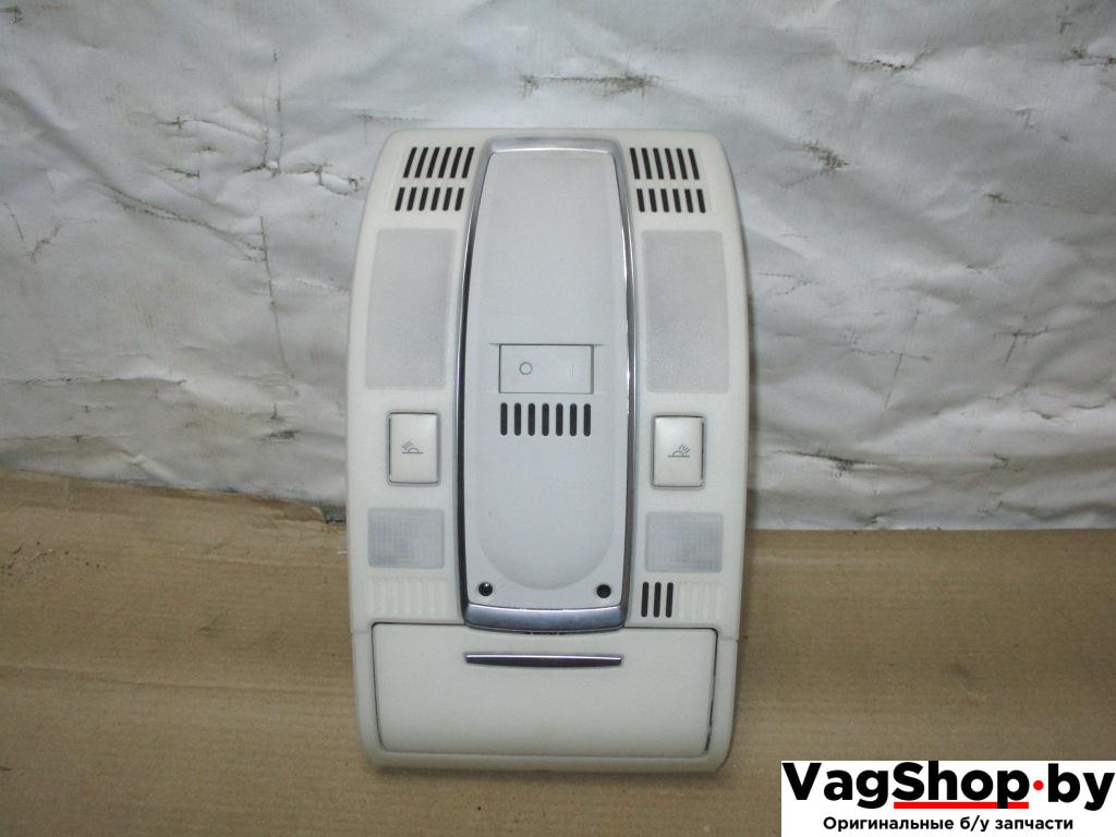 фонарь салона (плафон) Audi A6 4F/C6 2006, 3.2 л., FSI, AUK, бензин, АКПП, зеленый, седан, полный привод, 4F0947135H - фото №1