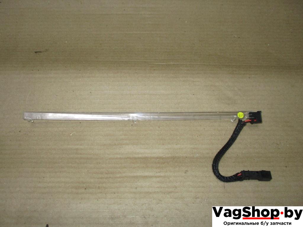 фонарь салона (плафон) Audi A6 4F/C6 2006, 3.2 л., FSI, AUK, бензин, АКПП, зеленый, седан, полный привод, 4F0919178 - фото №1