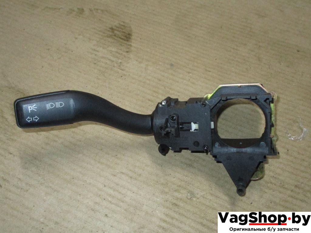 переключатель поворотов Audi A6 4F/C6 2006, 3.2 л., FSI, AUK, бензин, АКПП, зеленый, седан, полный привод, 4E0953513A - фото №1