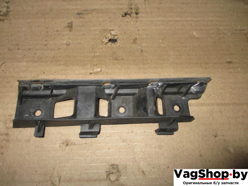 Крепление бампера переднего Volkswagen Passat B6 2008, 2.0 л., TSI, CAW, бензин, АКПП, белый, универсал, передний привод, 3C0807183 - фото №1