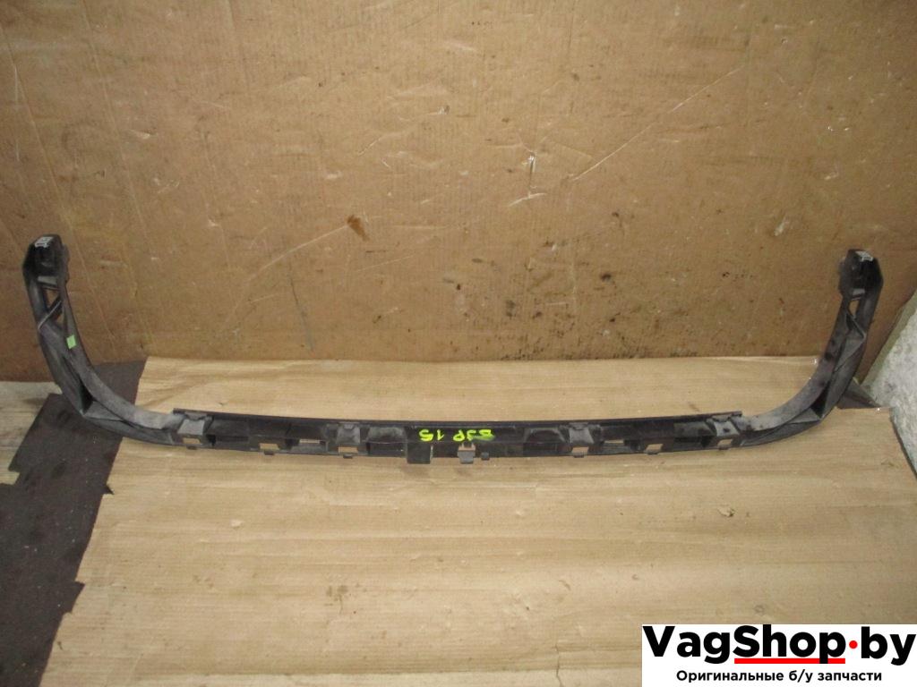 Крепление бампера заднего Volkswagen Passat B6 2008, 2.0 л., TSI, CAW, бензин, АКПП, белый, универсал, передний привод, 3C9807863 - фото №1