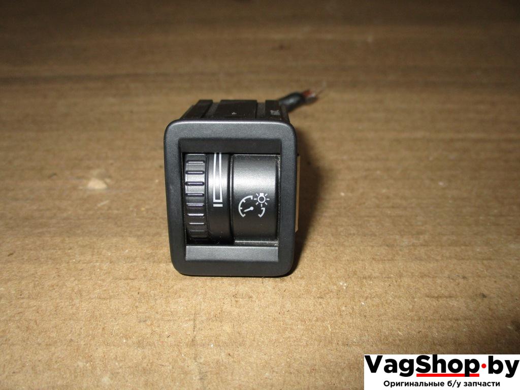кнопка освещения панели приборов Volkswagen Passat B6 2008, 2.0 л., TSI, CAW, бензин, АКПП, белый, универсал, передний привод, 3C0941334A - фото №1
