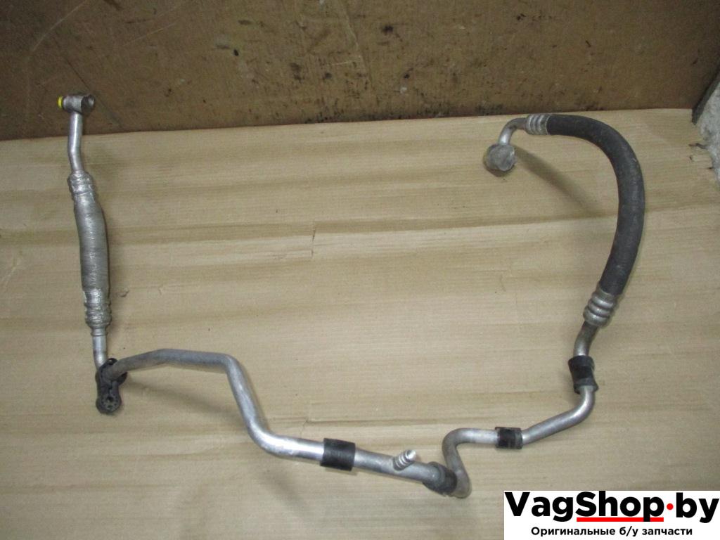 трубка кондиционера Volkswagen Golf Plus 1 поколение 2006, 2.0 л., TDi, BKD, дизель, МКПП, черный, хетчбэк 5 дв., передний привод, 1K0820743AM - фото №1